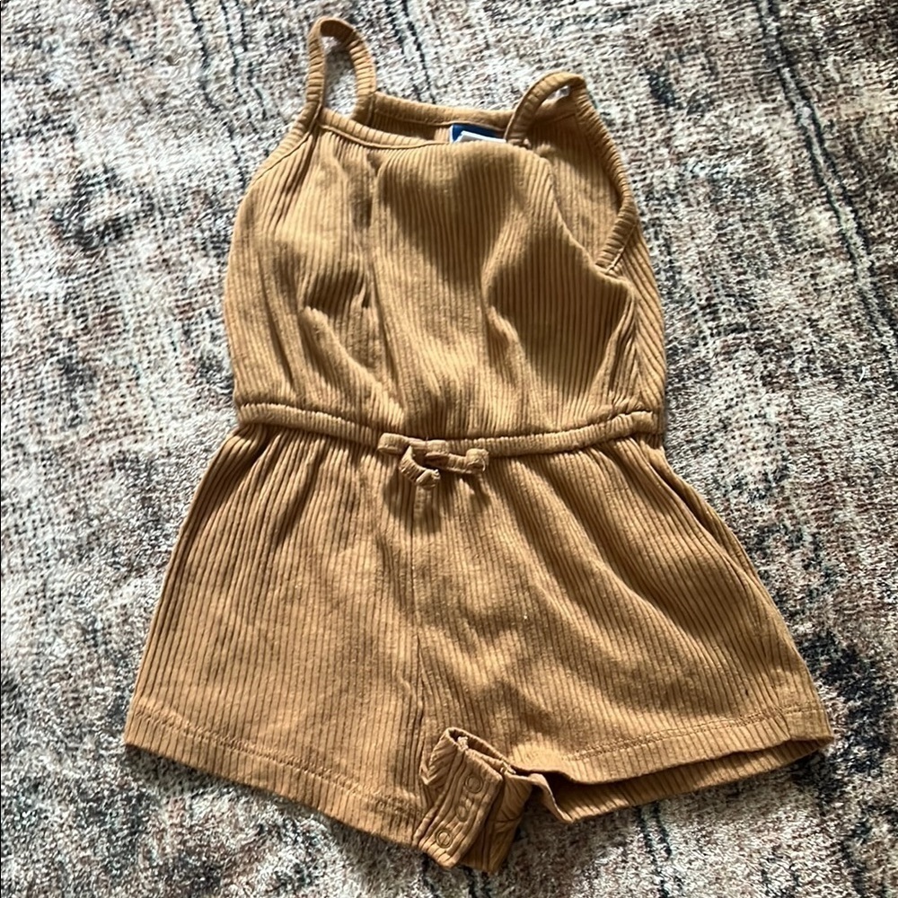 4/$20 Old Navy Tan Romper 3-6 Months